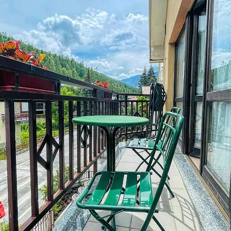 Apartment Zwei-zimmer-wohnung Im Dachgeschoss 5 P- L- Frejus By Interhome *