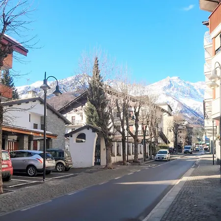 Zwei-zimmer-wohnung Im Dachgeschoss 5 P- L- Frejus By Interhome * Bardonecchia