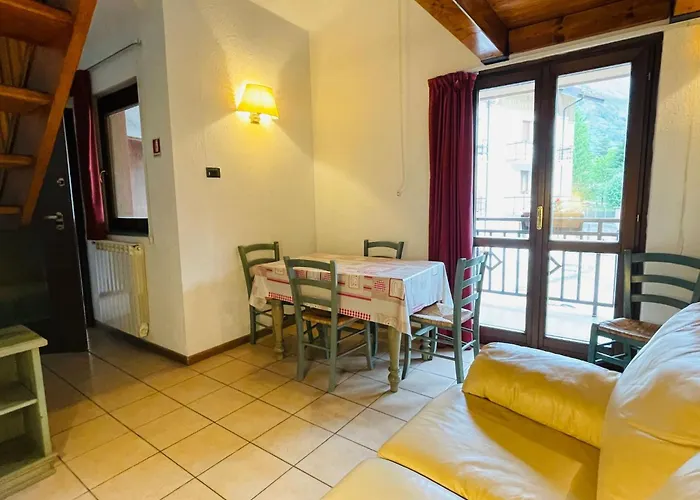 Apartment Zwei-zimmer-wohnung Im Dachgeschoss 5 P- L- Frejus By Interhome *