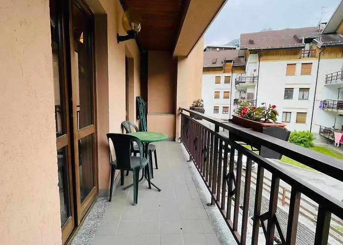 Zwei-zimmer-wohnung Im Dachgeschoss 5 P- L- Frejus By Interhome Bardonecchia